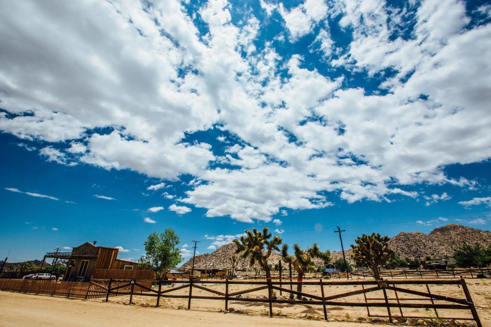 Pioneertown Motel Exterior foto